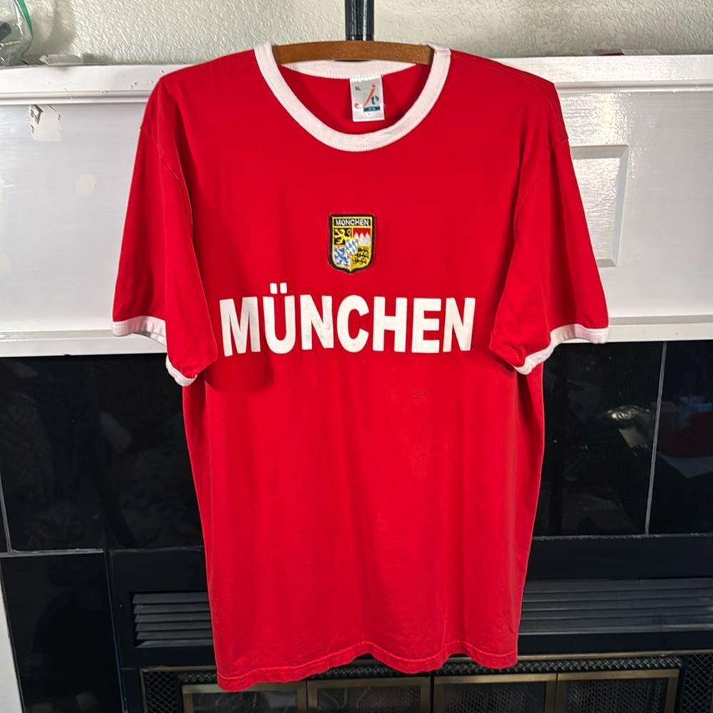 JT’s Munchen Soccer shirt size XL